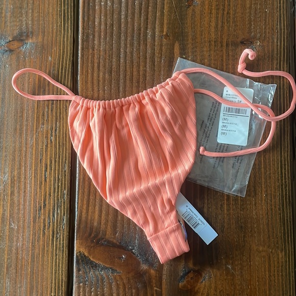 MONICA HANSEN BEACHWEAR LAZY DAYS BIKINI BOTTOMS NWT IN RIBBED CORAL - Picture 13 of 14